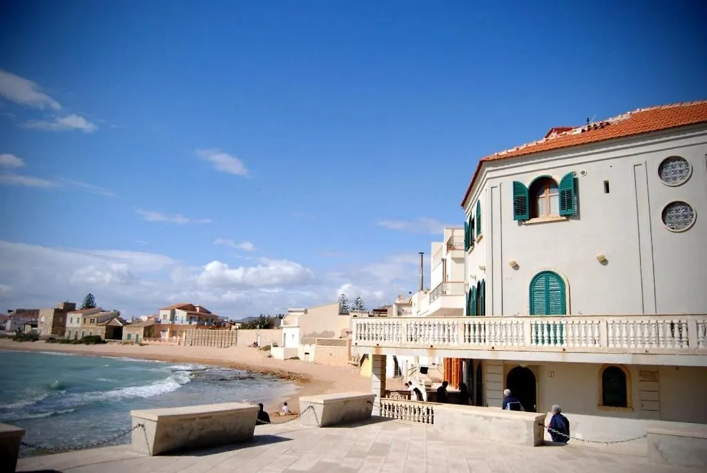 קומיסו Villa Mastrella